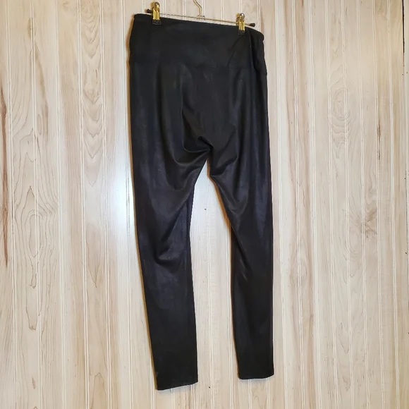 Simply Vera Wang Whimsigoth Black Pants Leggings Size M Stretch Casaul Comfy - Picture 3 of 4